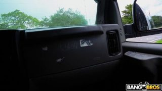 Basah-basahan Panas Xxlayna Marie Di Dalam Mobil Hujan Deras