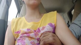 Ngentot Liar Di Mobil Terbuka Dalam Video Porno Lokal