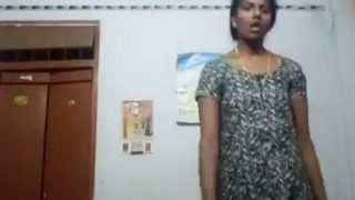 Video Panas Tante Tamil Buka Baju