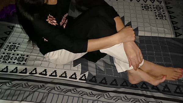 Bibiku Yang Pantatnya Gede Ngajak Gua Ke Rumahnya, Terus Dia Maksa Gua Ngentot Pantat Besarnya Sepanjang Malam. Video Baru Xxx