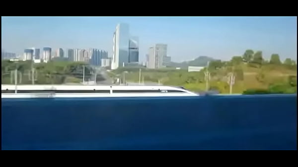 极速狂飙，中国高铁让你血脉贲张的视觉盛宴