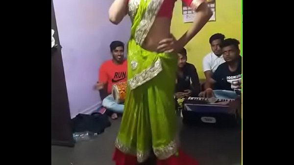Desi Bhabhi Yang Menggoda