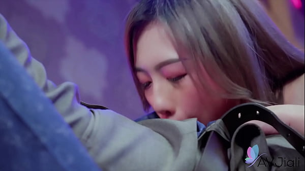 Gadis Seksi Lin Siyu Sedang Ngentot Dengan Nafsu Liar.