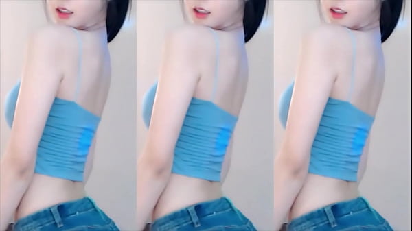 Cô Nàng Trung Hoa Quyến Rũ Uốn éo Khiến Các Anh Phát Cuồng