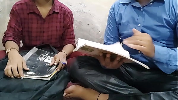 पढ़ाई छोड़ी तो सर ने क्लास में ही जमकर चोदा