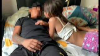Hermanastra Ganas-ganasan Ngentot Dengan Adik Tirinya Saat Ortu Lagi Keluar Rumah – Cerita Lengkap