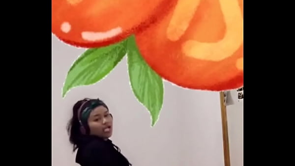 Istri Yang Diselingkuhi