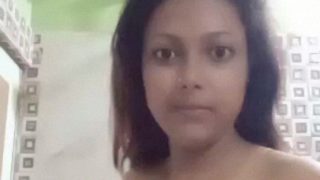Video Selfie Panas Di Kamar Mandi Dari Gadis Desi Seksi