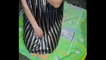 Cewek Chindo Sange Ngirim Foto Memek Basah Buat Pacar