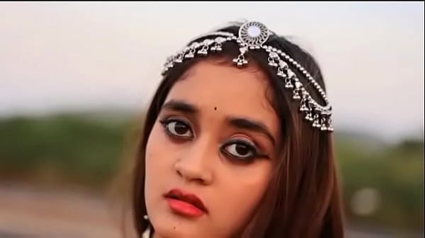Neha Menggoda Kakak Tirinya Hingga Tega Menidurinya (cerita Audio Hindi)