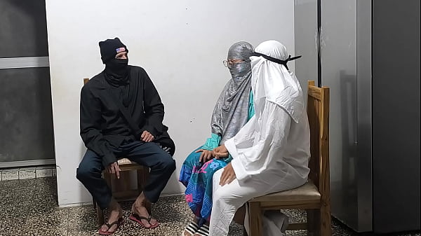 Ritual Pacaran Arab Panas! Pasangan Mesum Minta Nasihat Pada Pendeta Arab, Berakhir Dengan Adegan Ranjang. Film Porno Arab-latin.