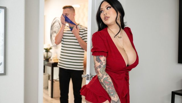 Brazzers – Jangan Ganggu Gue! Kecuali Di Kamar Mandi