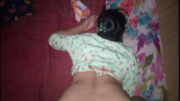 Desi Pacar Gue, Enak Banget Dipeluk Sambil Mainin Tiap Lekuk Tubuhnya