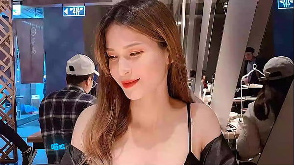 Swag小骚货睡着时被人偷偷搞，原来这么爽到飞起！