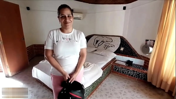 Menggila Dengan Ibu Mertua Di Setiap Sudut Kota Setelah Pacar Menelantarkanku Di Kencan – Bagian 1 – Film Panas Bahasa Spanyol