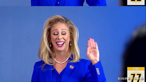 Cherie Deville: Sisi Liar Di Balik Sifat Manisnya