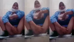 Abg Smp Colmek Di Toilet Sekolah, Makin Basah Makin Liar