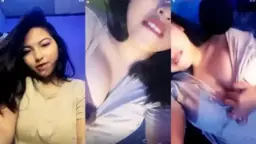 Miss Prima Remas Buah Dada Sendiri, Napas Tersengal-sengal Penuh Gairah.