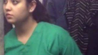 Video Dokter Desi Seksi Syuting Diam-diam, Bikin Nagih