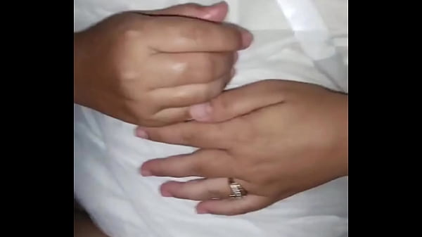 Istri Tetangga Minta Dikocok Dalam, Momen Panas Bikin Nafsu Naik.