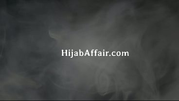 Ibu Tiri Arab Kira Kontolku Lampu, Sampai Ujungnya Basah.