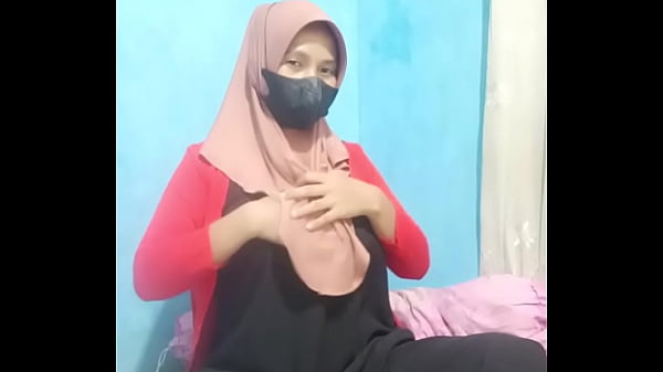 Gadis Hijab Colmek Pakai Dildo Sampe Crot, Nafsu Meledak.