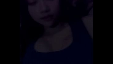 Gadis Cantik Dengan Wajah Imut, Bikin Ngilu Pingin Digigit