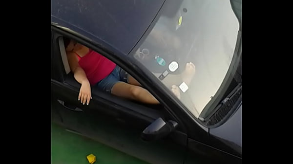 Gadis Arab Seksi Lagi Horny Di Tempat Umum, Siap Digebukin.
