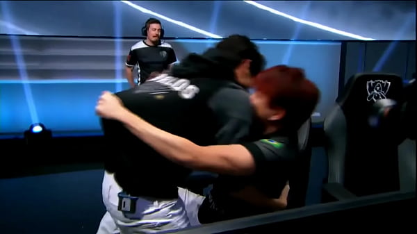 Tim Brasil Ngentot Nikmat Sama 5 Orang China