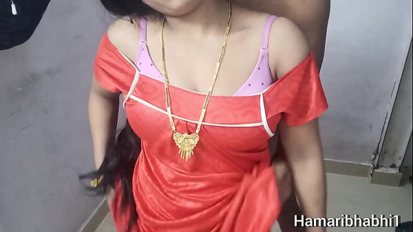 Bhabhi Aur Devar Ki Garmi Bhara Hindi Mein Baat Karte Hue Chudai Ka Desi Sexy Video.