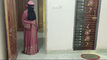 Aku Ngewein Step-sis Gara-gara Dia Main Game.