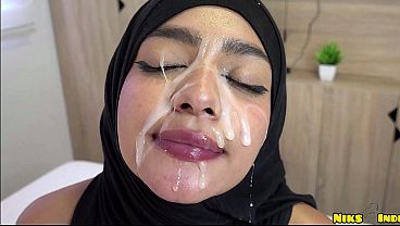 Muslim Cewek Hijab Ngewe Brutal Sampe Crot Di Dalem.