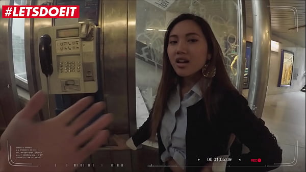 Tonton May Thai Dan Charlie Dean, Cewek Asia Liburan Ke Luar Negeri, Langsung Digenjot Kontol Gede Ala Pov Yang Bikin Makin Pengen.