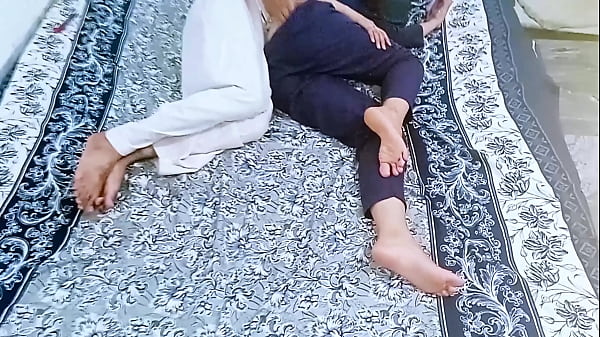 Desi Lugu Manis Ngerasain Pertama Kali, Video Cewek Desa Pertama Kali Ngentot