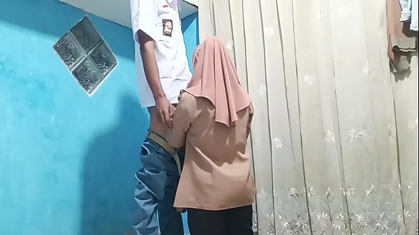 Murid Ngewein Bu Guru Pas Pulang Sekolah, Makin Kenceng Makin Seru.