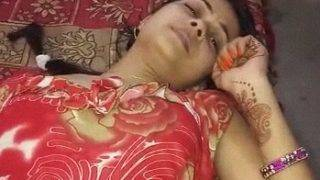 Baru Nikah, Memek Gadis Desa Langsung Digaruk-garuk