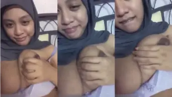 Miss Serra Si Hijaber Montok, Toketnya Gede Pol, Bikin Ngiler.