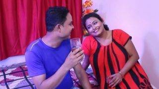 Nonton Film Pendek India, Pasangan Selingkuh Di Kamar Mandi, Adegan Panasnya Bikin Malu Sendiri.