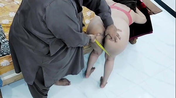 Cewek Desa Gawar Goyang Bokong Gede, Ditusuk Keras Gaya Doggy Sama Tukang Jahit India, Ngomong Romantis Pake Bahasa Hindi, Ngegas Kayak Jalang.