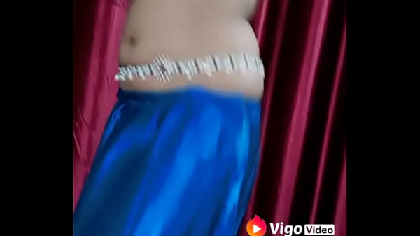 Cewek India Dari Vigo, Siap Bikin Lo Ngeces Liat Goyangannya.