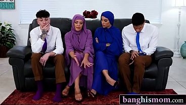 Pesta Ngentot Balas Dendam Bareng Dua Mami Hijab Montok Sama Anak Tiri Kontol Besar