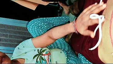 Tonton Video Desi Bhabhi Dengan Memek Sempit Digenjot Sambil Erangan Basah Dan Orgasme Pakai Suara Hindi Jelas – Bhabhi Naik Turun Di Kontol Gede