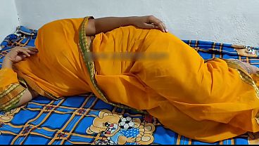 Bundelkhandi Mertua Ngentot Mantu, Nikmatin Puas-puas Di Lubang Belakang.