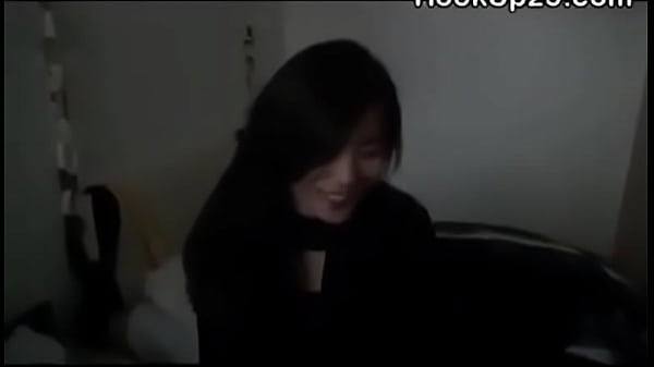Murid Cina Dan Gurunya Yang Bule, Main Pelajaran Panas Di Kelas.