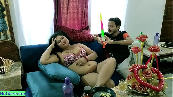 Ultah Bhabhi India Panas, Nge-seks Sama Pacar Muda!