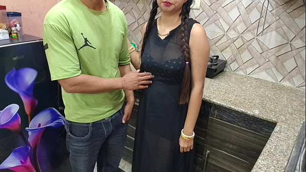 Bokep India, Bhabhi Digebahin Sama Adik Ipar Di Dapur, Saking Gregetnya Sampe Berantem.