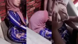 Jilbab Viral Pamer Aksi Mulut Ke Atasan