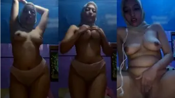 Pap Ayang Toge Joget Bugil Sambil Colmek, Ngepanasin Lo Semua.