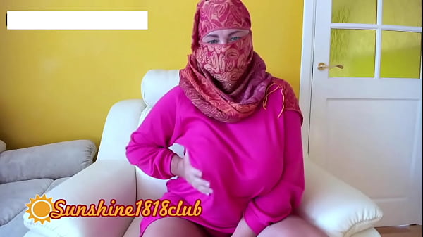 Gadis Arab Muslim Ngentot Depan Kamera Live Jam 09.30 Pagi