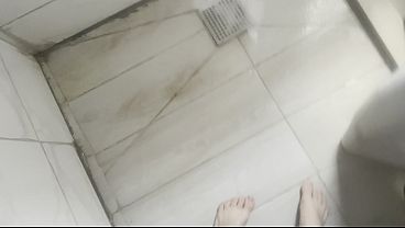 Aku Nemuin Dildo Di Ibu Tiri Arabku, Trus Kusuruh Dia Cobain Kontol Asli.